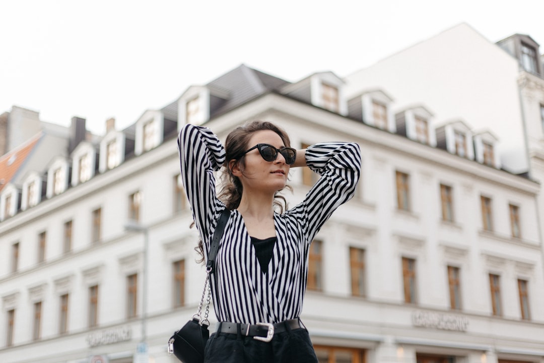 Modern 90s Minimalism